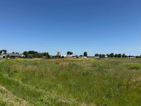 Photo of Lots 25 Zimmerman Drive, Beaver Dam, WI 53916 (MLS # 2014623)