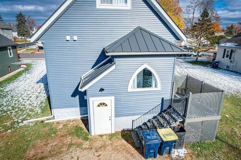 Tiny photo for 712 Lacrosse Street, Mauston, WI 53948 (MLS # 2012404)