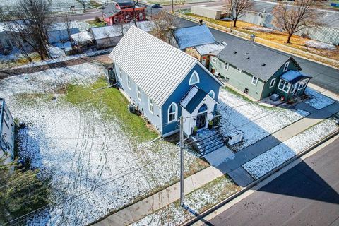 Tiny photo for 712 Lacrosse Street, Mauston, WI 53948 (MLS # 2012404)