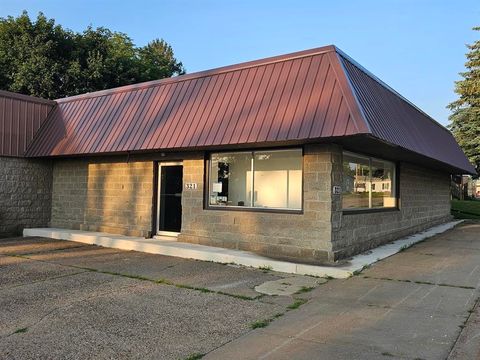 Photo of 321 W Clifton Street, Tomah, WI 54660 (MLS # 2015100)