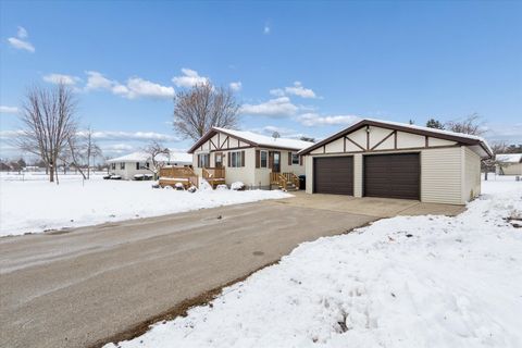 Tiny photo for N305 E 2ND Avenue, Brodhead, WI 53520 (MLS # 2013474)