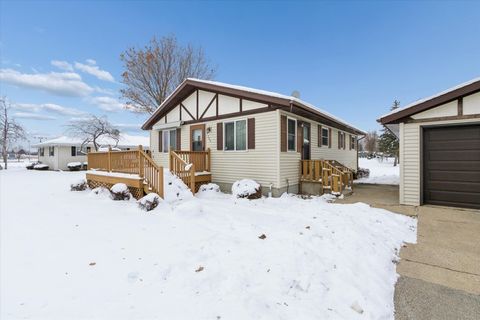 Tiny photo for N305 E 2ND Avenue, Brodhead, WI 53520 (MLS # 2013474)