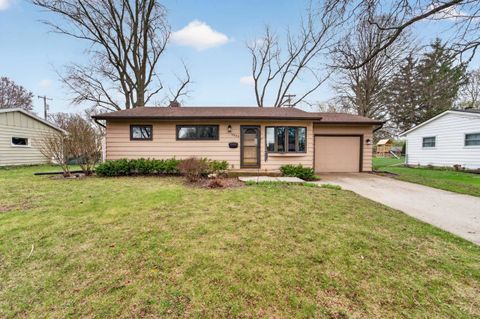 Photo of 5909 Meadowood Drive, Madison, WI 53711 (MLS # 2020638)