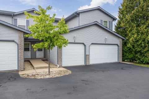 Photo of 902 N THOMPSON Drive 2 #2, Madison, WI 53704 (MLS # 2032029)