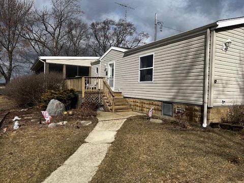 Photo of 5105 N Lueck Lane, Princeton, WI 54968 (MLS # 2019356)