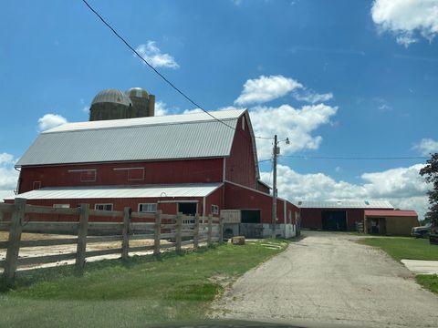 Photo of W2317 E Jefferson Road, Chilton, WI 53014 (MLS # 2022786)