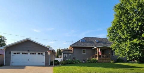 Photo of 225 S Franklin Street, Livingston, WI 53554 (MLS # 2025434)