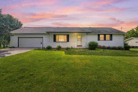 Photo of 320 W 3rd Street, Fox Lake, WI 53933 (MLS # 2025661)