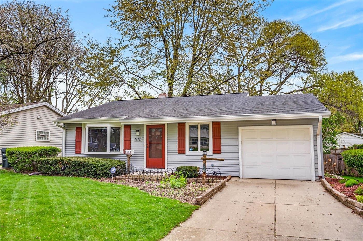 1717 Prairie Road