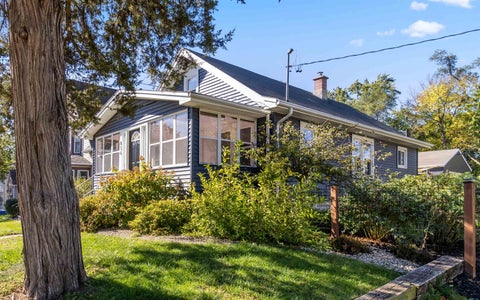 Photo of 856 Cleveland Street, Beloit, WI 53511 (MLS # 2035173)