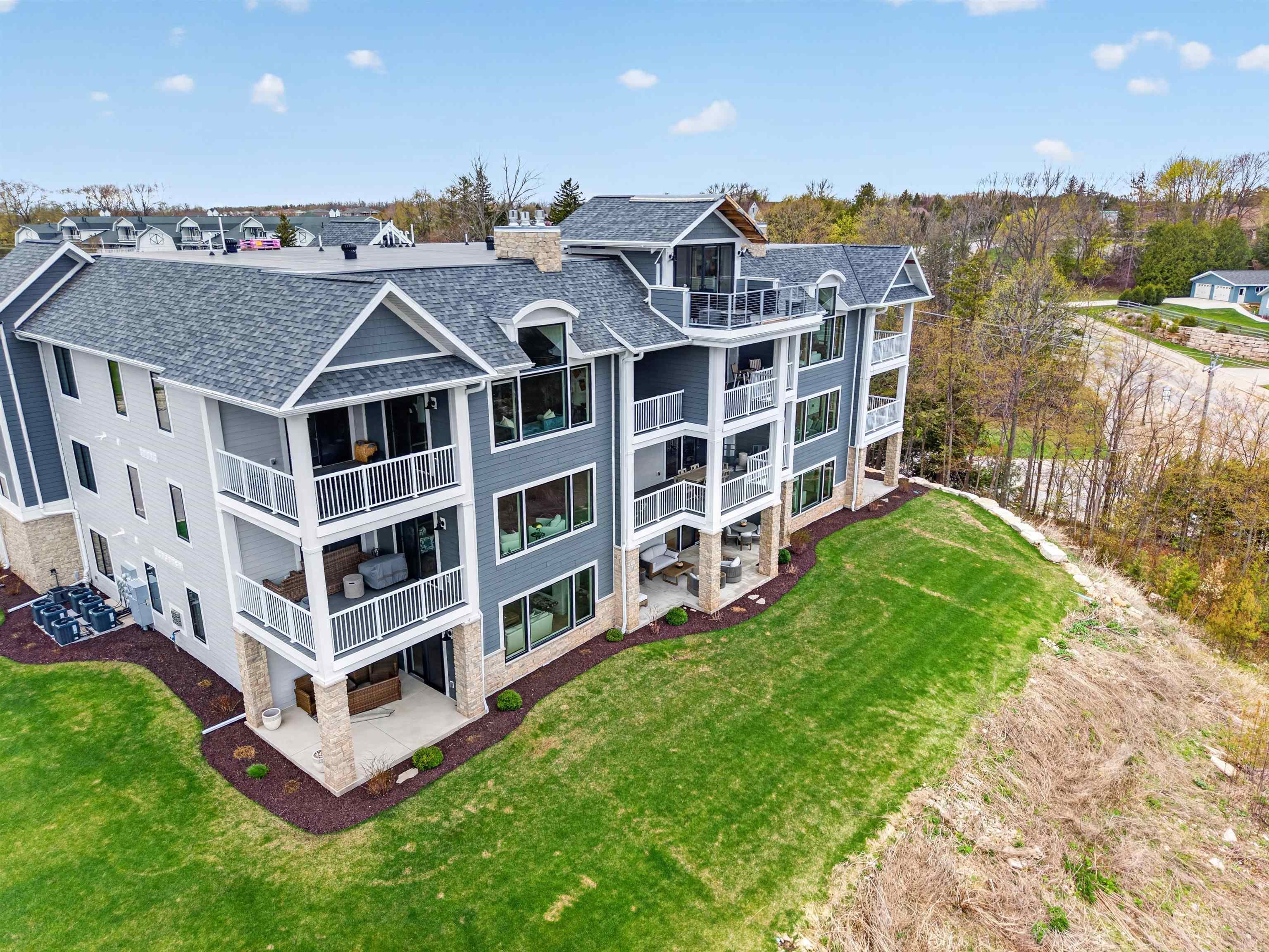 10609 Shore View Place 102/402