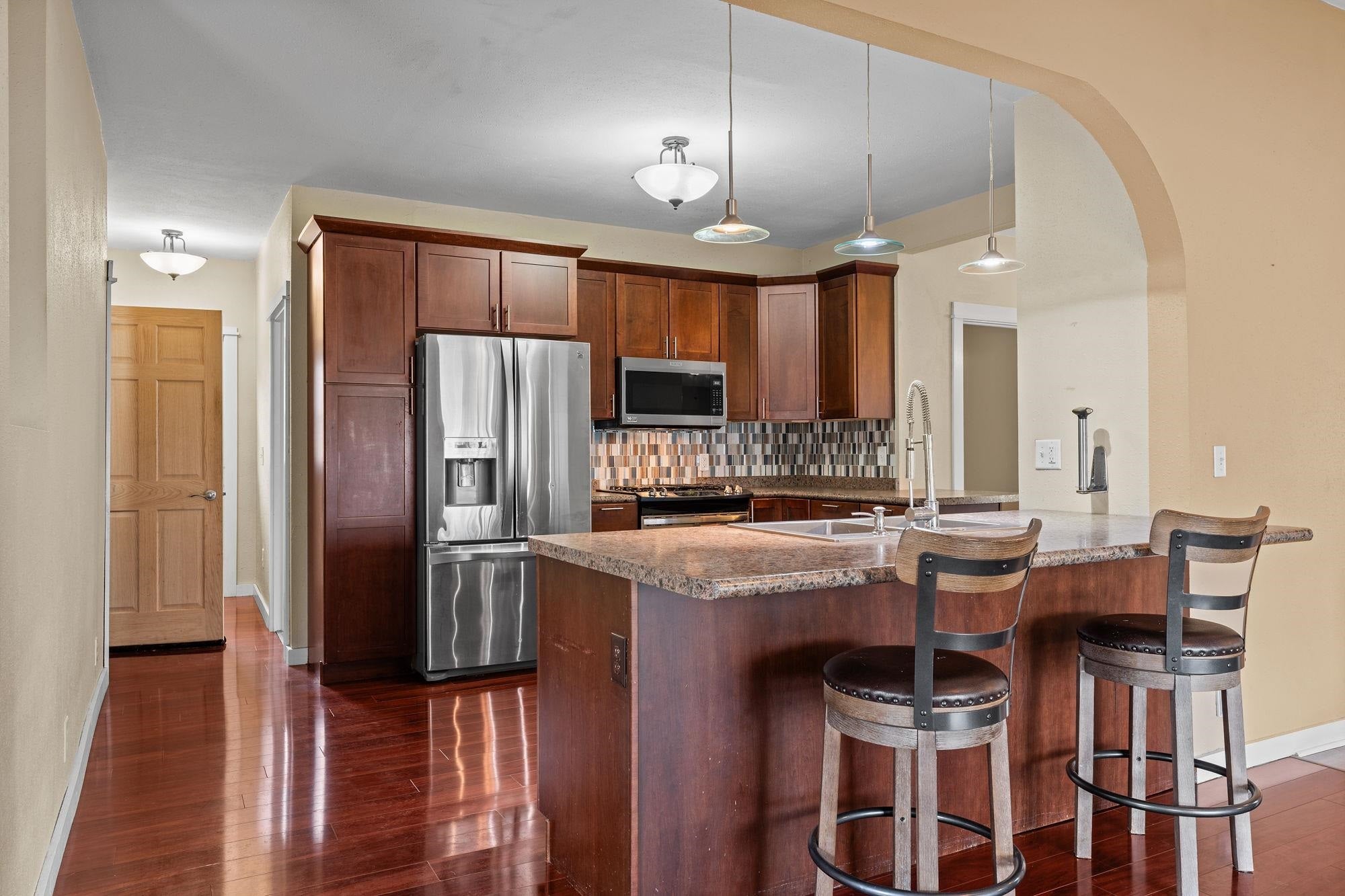 318 E Walnut Street