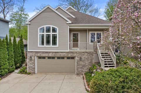 Photo of 3023 Waconia Lane, Middleton, WI 53562 (MLS # 2022679)