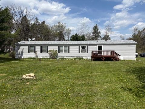 Photo of 325 N Center Street, Wisconsin Dells, WI 53965 (MLS # 2022498)