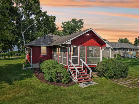 Photo of W8135 Elm Point Road, Lake Mills, WI 53551 (MLS # 2019967)