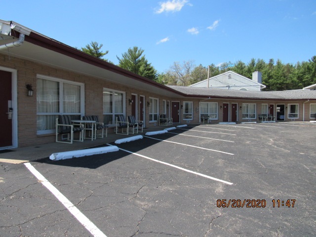 811 Wisconsin Dells Parkway