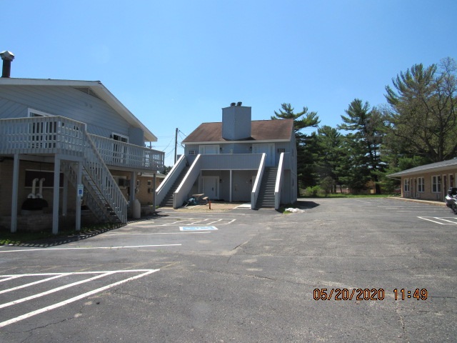 811 Wisconsin Dells Parkway