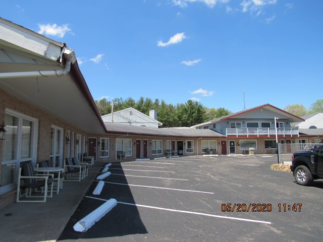 811 Wisconsin Dells Parkway