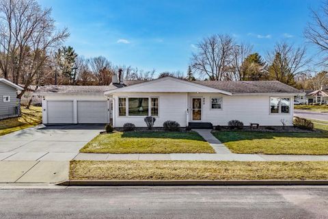 Photo of 402 Modern Avenue, Reedsburg, WI 53959 (MLS # 2018781)