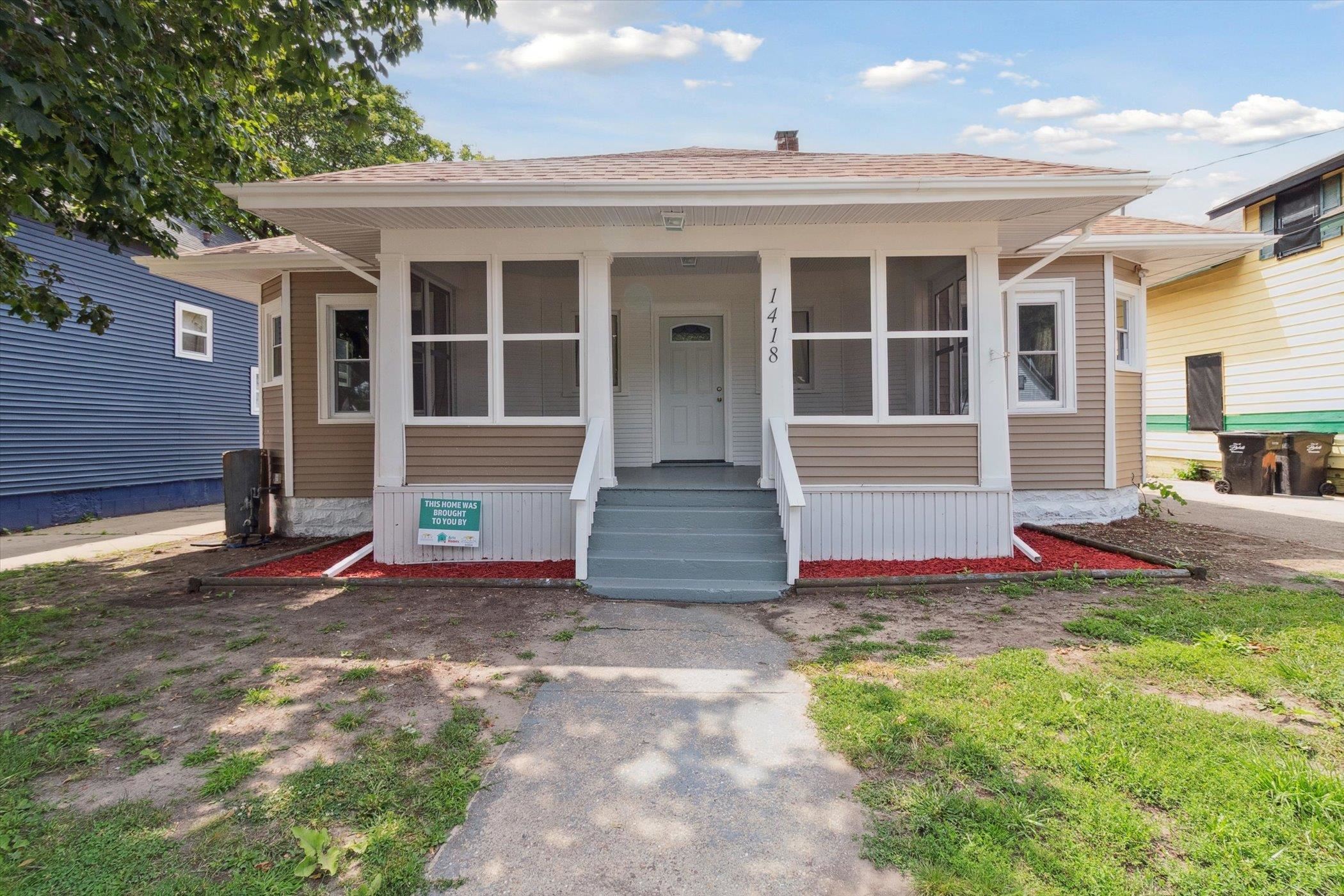 1418 Hull Avenue