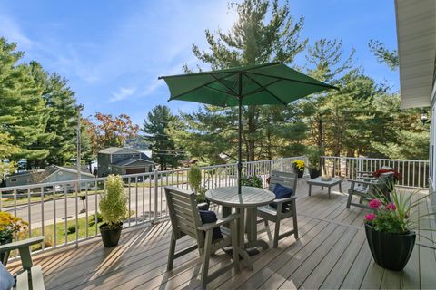 Photo of 819 E Hiawatha Drive, Wisconsin Dells, WI 53965 (MLS # 2011391)