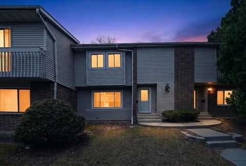 Photo of 214 Grand Canyon Drive, Madison, WI 53705 (MLS # 2019644)