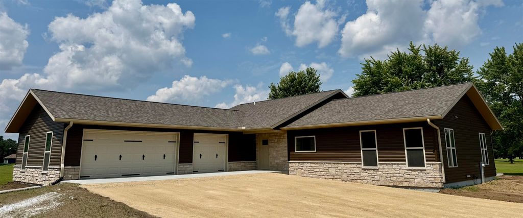 Photo for 1410 County Road J, Adams, WI 53934 (MLS # 2007424)