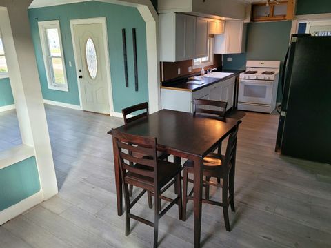 Tiny photo for 1517 Vine Street, Beloit, WI 53511 (MLS # 2012623)