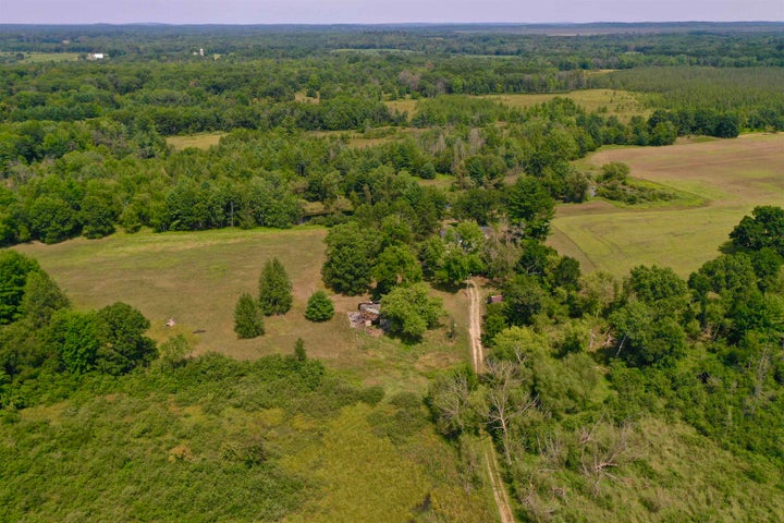 Photo 1 of 29 — W968 Dover Road, Neshkoro, WI 54960