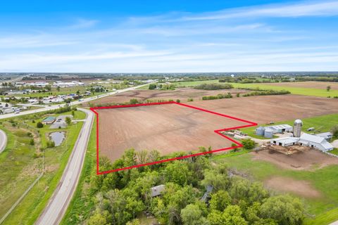 Tiny photo for 1600 Planeview Drive, Oshkosh, WI 54904 (MLS # 2000331)