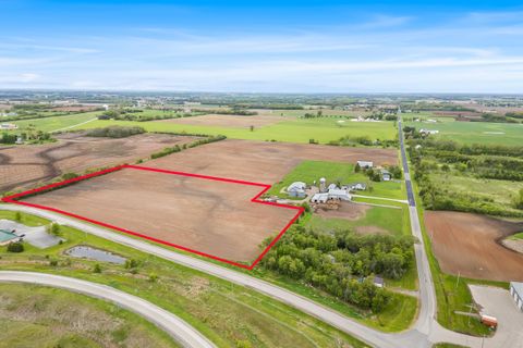 Tiny photo for 1600 Planeview Drive, Oshkosh, WI 54904 (MLS # 2000331)