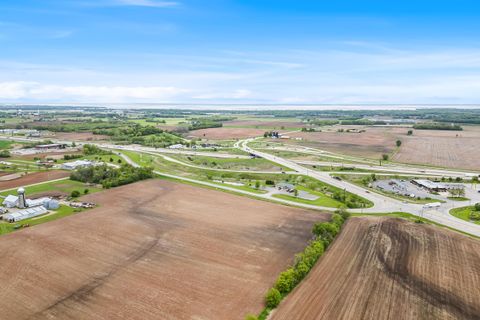 Tiny photo for 1600 Planeview Drive, Oshkosh, WI 54904 (MLS # 2000331)