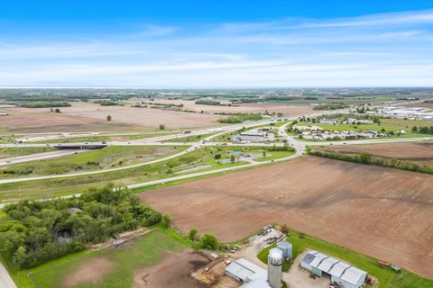 Tiny photo for 1600 Planeview Drive, Oshkosh, WI 54904 (MLS # 2000331)