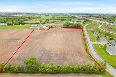 Tiny photo for 1600 Planeview Drive, Oshkosh, WI 54904 (MLS # 2000331)
