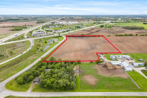 Tiny photo for 1600 Planeview Drive, Oshkosh, WI 54904 (MLS # 2000331)