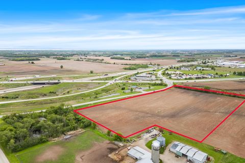 Tiny photo for 1600 Planeview Drive, Oshkosh, WI 54904 (MLS # 2000331)