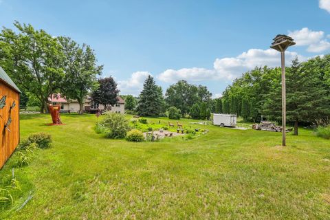 Tiny photo for 102 Cheney Avenue, Endeavor, WI 53930 (MLS # 2004073)