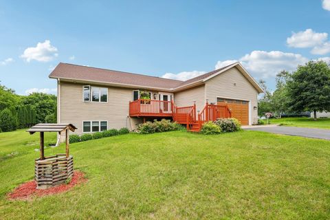 Tiny photo for 102 Cheney Avenue, Endeavor, WI 53930 (MLS # 2004073)