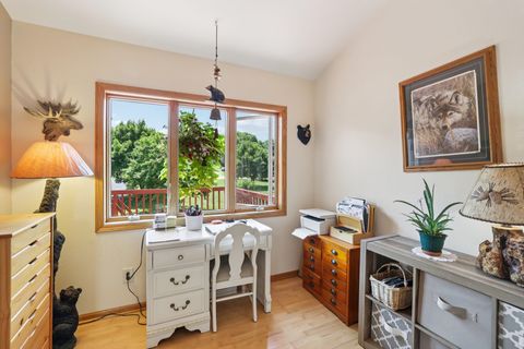 Tiny photo for 102 Cheney Avenue, Endeavor, WI 53930 (MLS # 2004073)