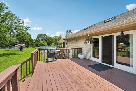 Tiny photo for 102 Cheney Avenue, Endeavor, WI 53930 (MLS # 2004073)