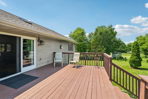 Tiny photo for 102 Cheney Avenue, Endeavor, WI 53930 (MLS # 2004073)