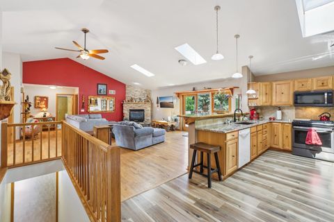 Tiny photo for 102 Cheney Avenue, Endeavor, WI 53930 (MLS # 2004073)