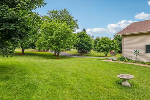 Tiny photo for 102 Cheney Avenue, Endeavor, WI 53930 (MLS # 2004073)