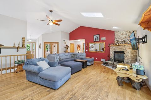 Tiny photo for 102 Cheney Avenue, Endeavor, WI 53930 (MLS # 2004073)