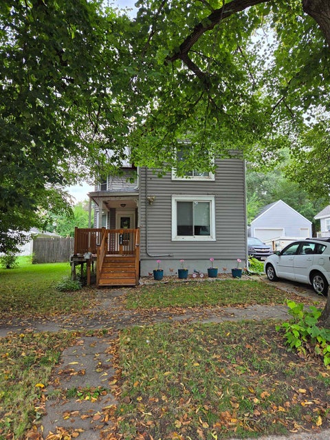 Photo of 418 S Academy Street, Janesville, WI 53548 (MLS # 2031974)