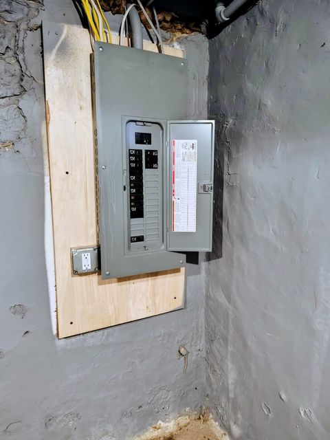 Tiny photo for 717 Vernon Avenue, Beloit, WI 53511 (MLS # 2013467)