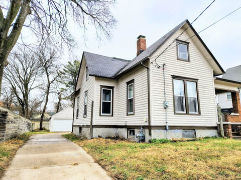 Tiny photo for 717 Vernon Avenue, Beloit, WI 53511 (MLS # 2013467)
