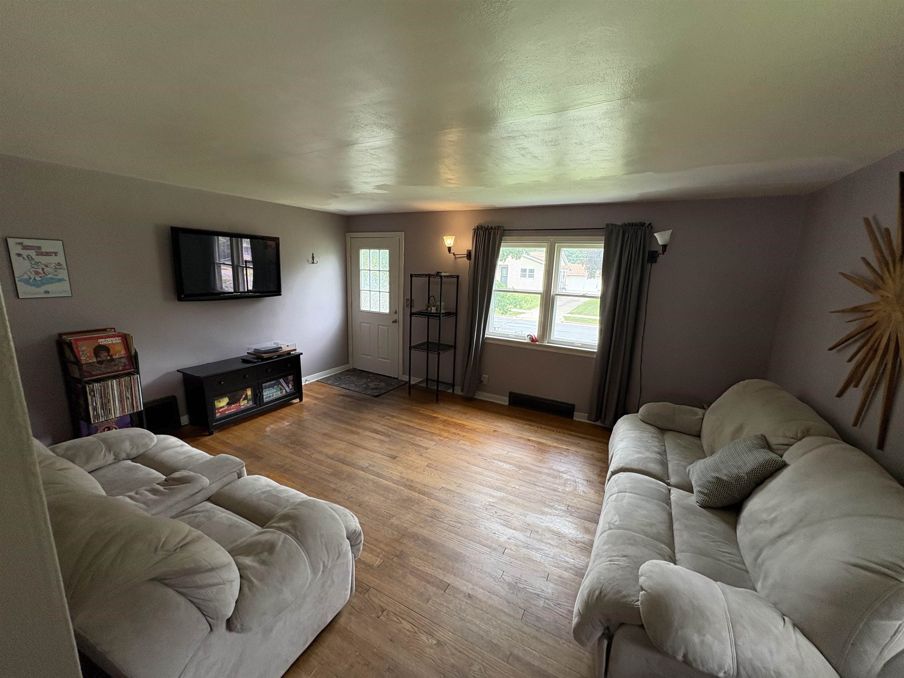 3805 Dennett Drive