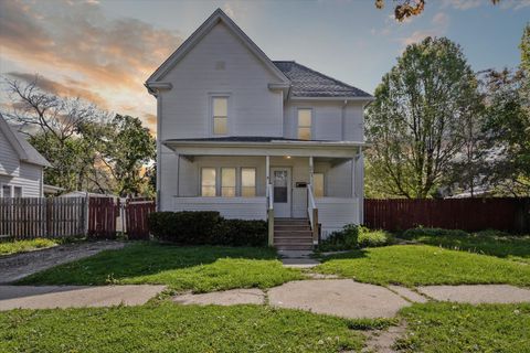 921 8th Street, Beloit, WI 53511 - #: 1999497