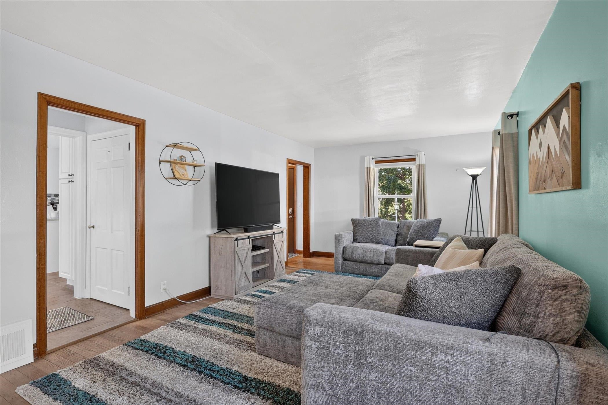 540 N Adams Street - Photo 4